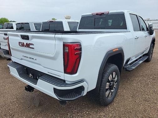 Glacier White Tricoat 2026 GMC Sierra 3500 Denali