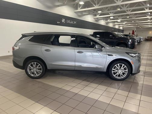 2023 Buick Enclave Premium AWD