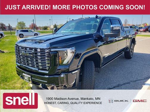 Onyx Black 2024 GMC Sierra 3500 Denali