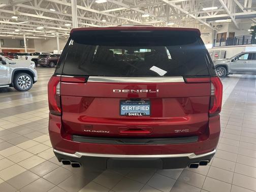 2025 GMC Yukon XL Denali