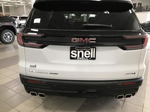 2025 GMC Acadia AWD AT4