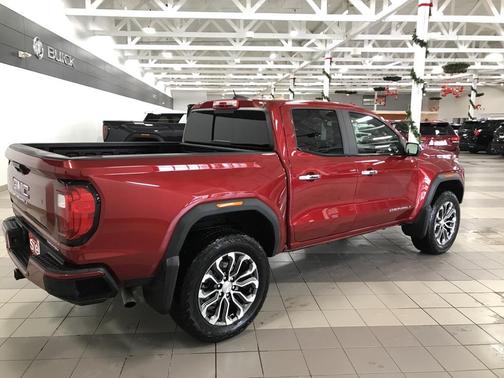 2024 GMC Canyon Denali
