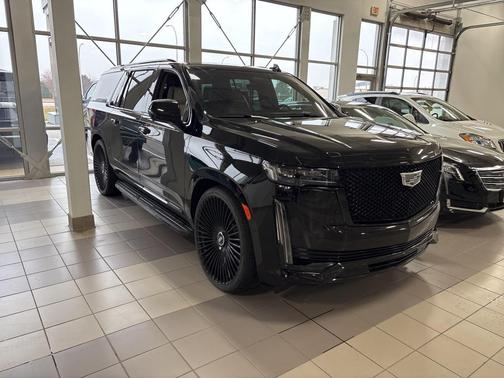 2024 Cadillac Escalade ESV Sport Platinum