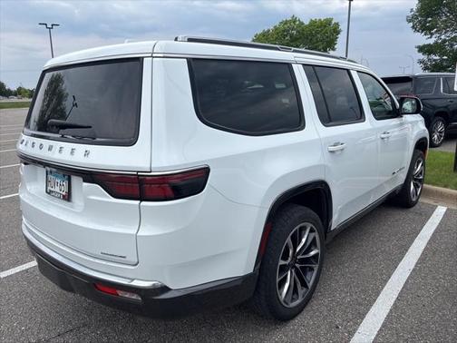 2022 Jeep Wagoneer Series III 4x4