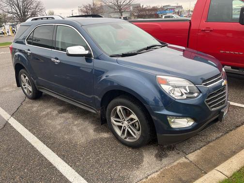 Patriot Blue Metallic 2017 Chevrolet Equinox Premier