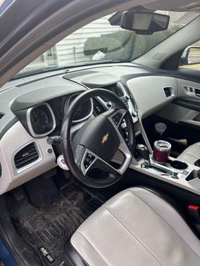 Patriot Blue Metallic 2017 Chevrolet Equinox Premier