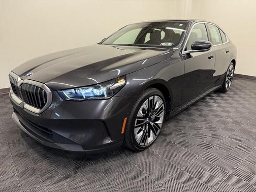 Dark Graphite Metallic 2024 BMW 540 xDrive