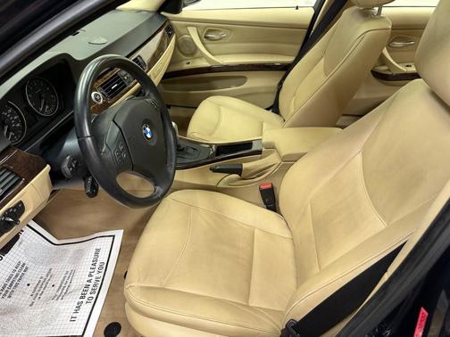 2006 BMW 325 XI