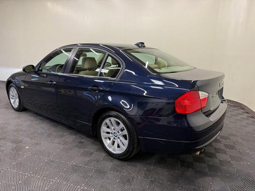 2006 BMW 325 XI