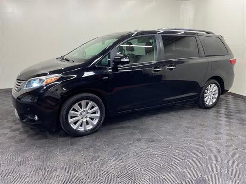2017 Toyota Sienna Limited Premium
