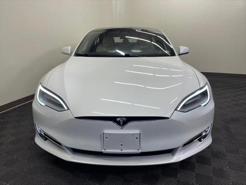 2020 Tesla Model S Performance