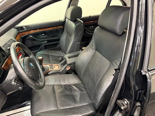 2001 BMW 540 I