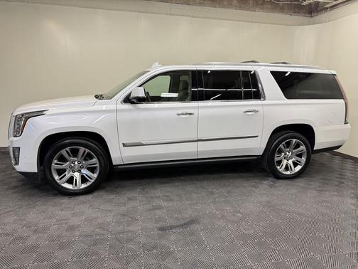 Crystal White Tricoat 2017 Cadillac Escalade ESV Premium Luxury