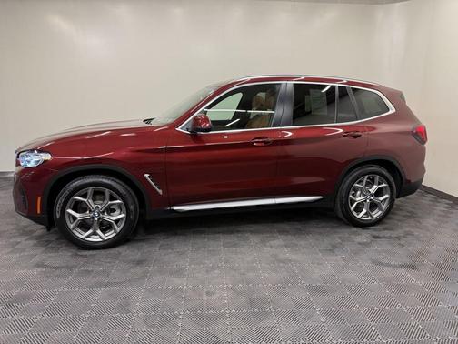 Aventurin Red Metallic 2023 BMW X3 xDrive30i