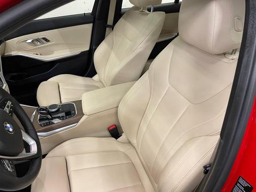 2019 BMW 330 xDrive