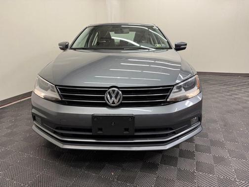 2015 Volkswagen Jetta Auto SE w/Connectivity/Navigation