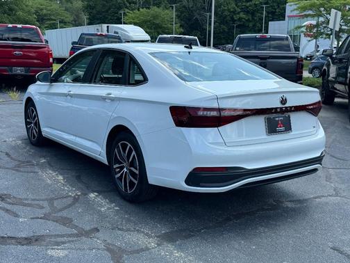 Opal White Pearl 2026 Volkswagen Jetta 1.5T SE