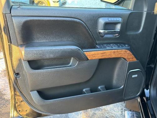 Black 2017 Chevrolet Silverado 1500 High Country