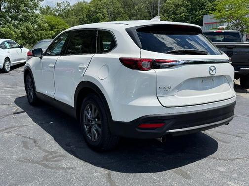 Snowflake White Pearl Mica 2022 Mazda CX-9 Touring