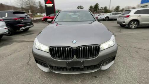 Gray 2019 BMW 740 i xDrive