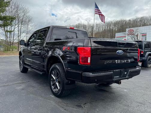 Black 2018 Ford F-150 XLT