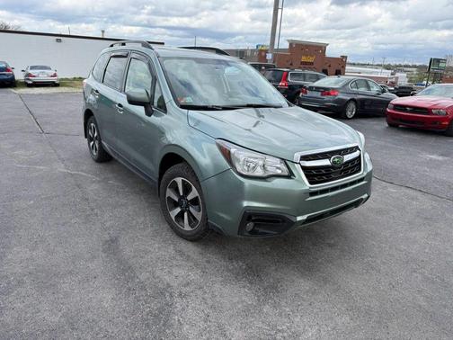 Jasmine Green Metallic 2017 Subaru Forester 2.5i Premium