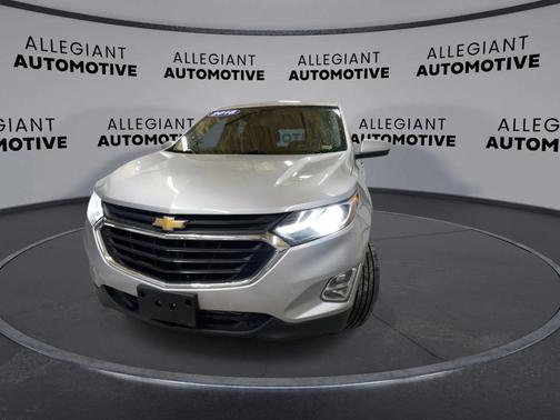 Silver Ice Metallic 2018 Chevrolet Equinox LT