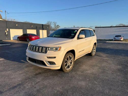 2019 Jeep Grand Cherokee Summit