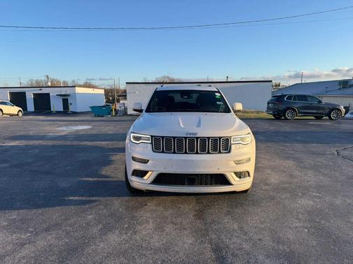 2019 Jeep Grand Cherokee Summit