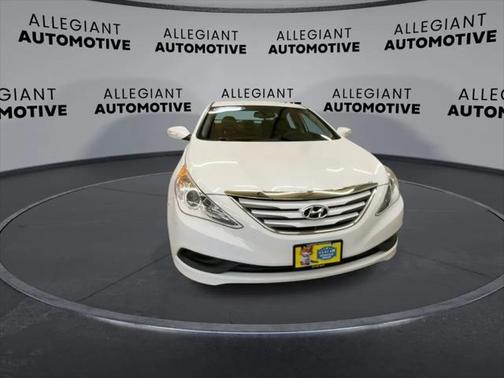 2014 Hyundai SONATA GLS
