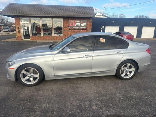 2015 BMW 328 328i Sedan 4D