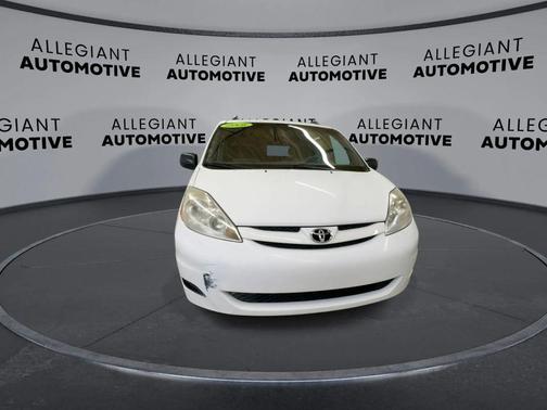 Natural White 2008 Toyota Sienna LE