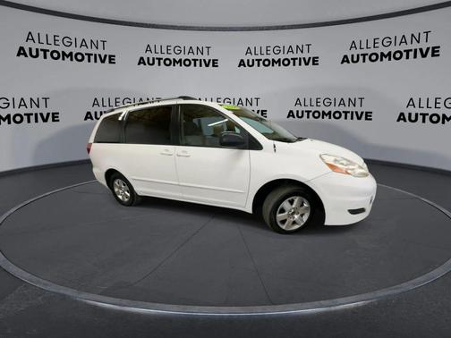 Natural White 2008 Toyota Sienna LE