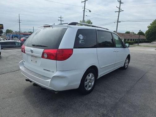 Natural White 2008 Toyota Sienna LE