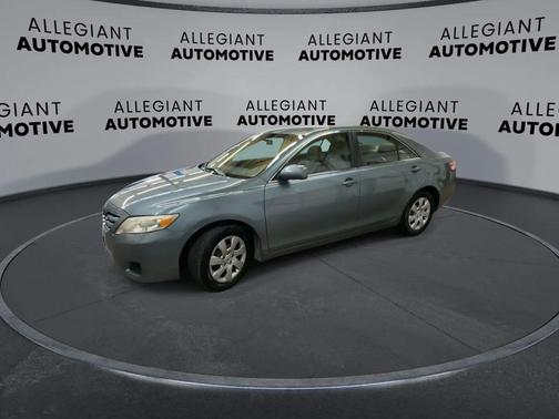 2010 Toyota Camry LE