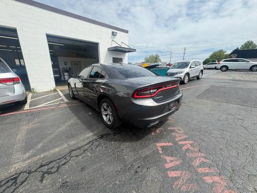 Granite Pearlcoat 2016 Dodge Charger SXT