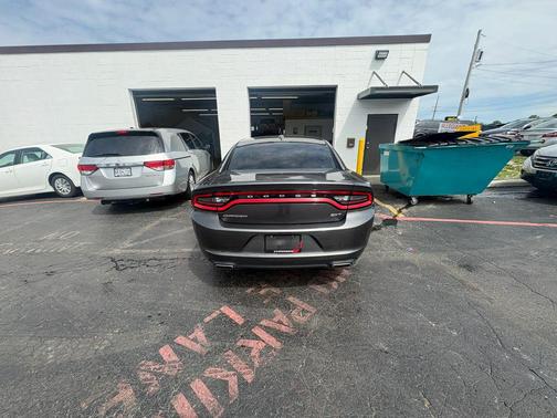 Granite Pearlcoat 2016 Dodge Charger SXT