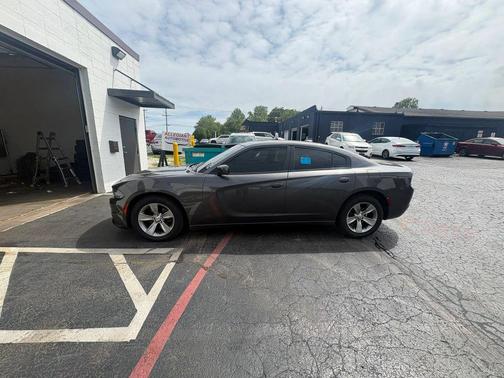 Granite Pearlcoat 2016 Dodge Charger SXT