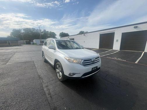 Blizzard Pearl 2012 Toyota Highlander Limited