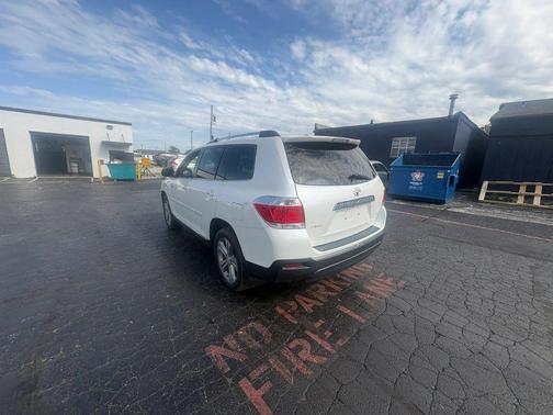Blizzard Pearl 2012 Toyota Highlander Limited