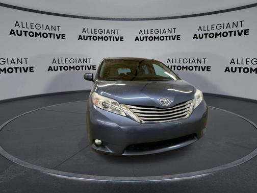 2015 Toyota Sienna XLE Premium