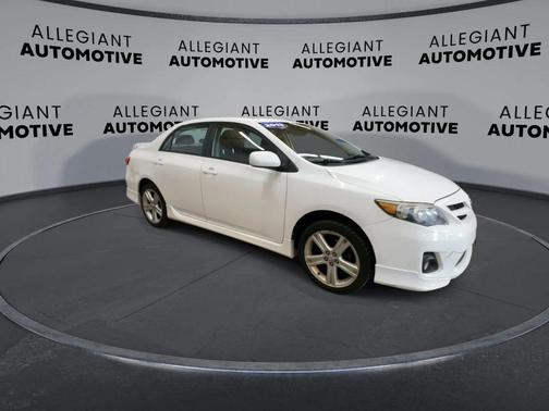 Super White 2013 Toyota Corolla S