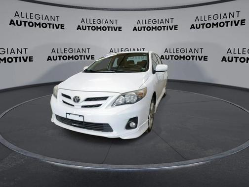 Super White 2013 Toyota Corolla S