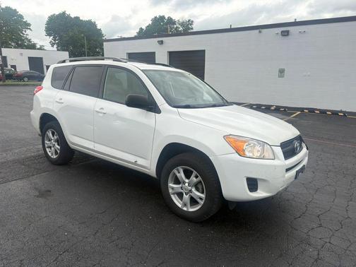 Super White 2012 Toyota RAV4 Sport