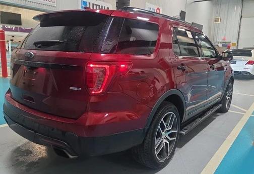 RUBY RED METALLIC TINTED CC 2017 Ford Explorer sport