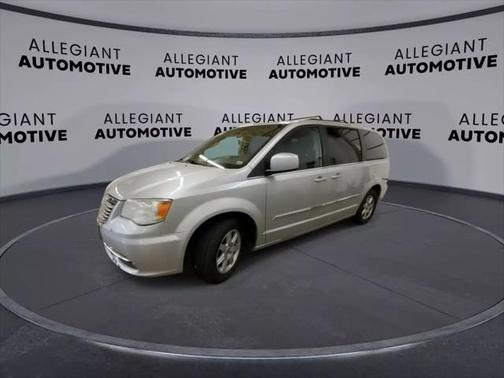 2011 Chrysler Town & Country Touring