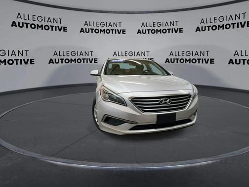 2016 Hyundai SONATA SE