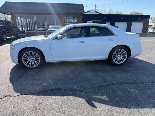2012 Chrysler 300 Limited