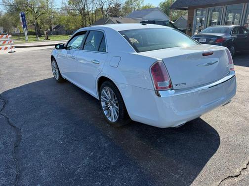 2012 Chrysler 300 Limited