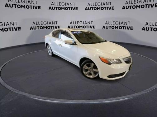 2013 Acura ILX 2.0L w/Premium Package